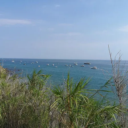 Lägenhet La Terrazza Sul Mare Da Mery *